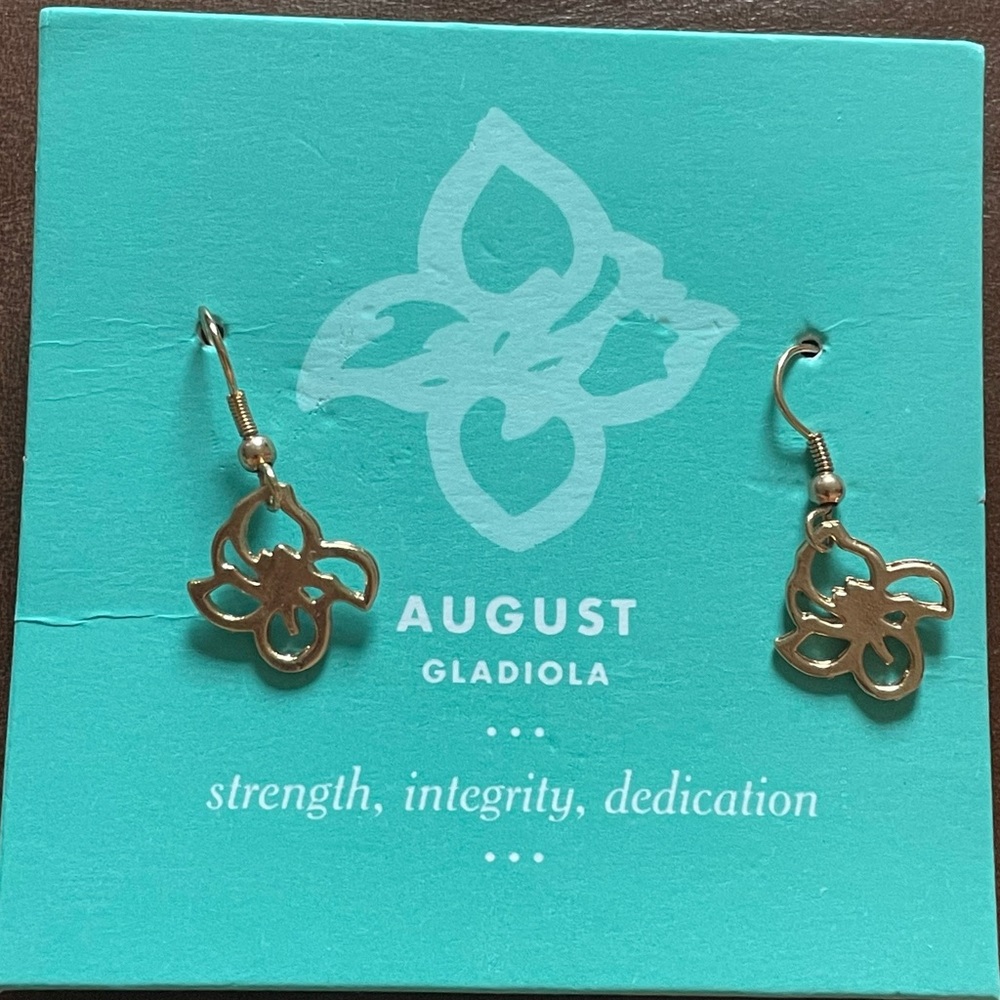 BNWT! HOW DOES YOUR GARDEN GROW,Flower month August, Gladiola,rose gold earrings